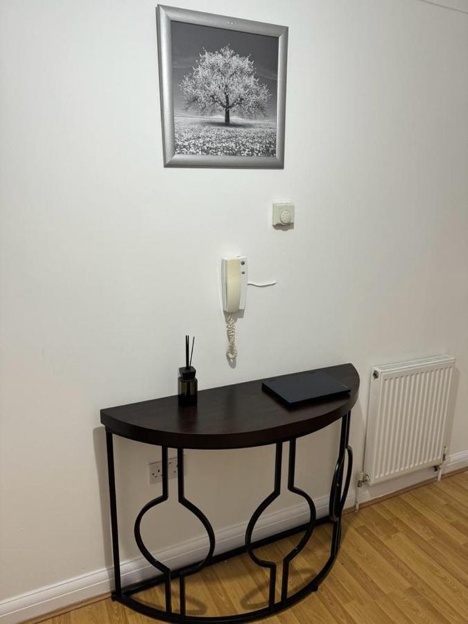 Luxury Apartments Dagenham Luaran gambar
